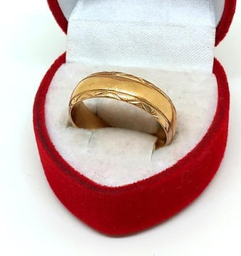 Złota obrączka zdobiona, szeroka Pr.585 W:4,40gr Roz.16