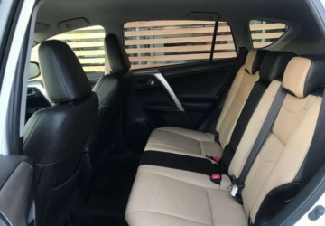 Toyota RAV4 IV MPV D-4D 125 124KM 2015 Toyota RAV4 Toyota RAV4 2.0 D-4D Premium 2.0 Diesel 124KM, zdjęcie 20