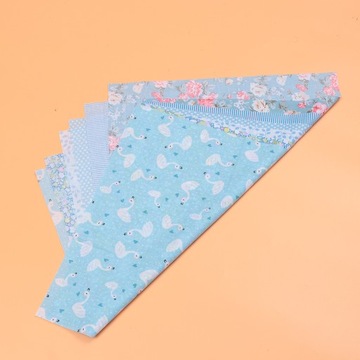 Набор тканей для квилтинга из декоративного хлопка.