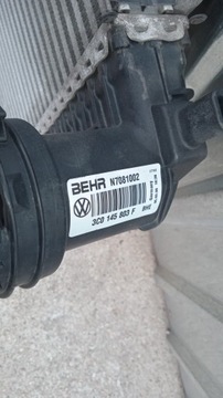 CHLADIČ INTERCOOLER PASSAT B6 1.9 TDI 3C0145803F