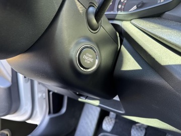 Skoda Octavia III Kombi Facelifting 1.5 TSI ACT 150KM 2020 Skoda Octavia 1.5 TSI / 150 KM FV-23%, ASO, Bezwyp, zdjęcie 32