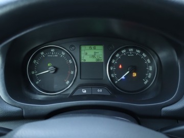 Skoda Fabia II Hatchback Facelifting 1.2 TSI 85KM 2014 Skoda Fabia 1.2 TSI, Salon Polska, Serwis ASO, zdjęcie 10