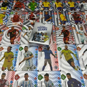 НАБОР СЕРЕБРЯНЫХ ФУТБОЛЬНЫХ КАРТОЧОК С ФУТБОЛИСТАМИ ИЗ 55 ШТ.