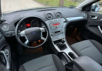 Ford Mondeo IV Sedan 1.8 Duratorq TDCi 125KM 2007 Ford Mondeo Ford Mondeo 1.8 TDCi Titanium 1.8 Diesel 125KM, zdjęcie 8