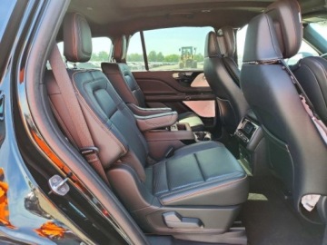 Lincoln Aviator 2025 Lincoln Aviator Black Label 2025 3.0 Benzyna 400KM, zdjęcie 10