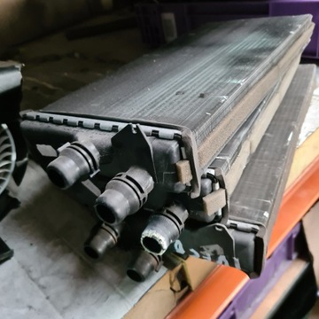 РЕЗИСТОРНЫЙ НАГРЕВАТЕЛЬ ОБОГРЕВАТЕЛЯ IVECO STRALIS