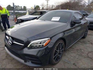 Mercedes Klasa C W205 2019 Mercedes-Benz Klasa C 2019 MERCEDES-BENZ C 300 2.0 Benzyna 255KM, zdjęcie 2