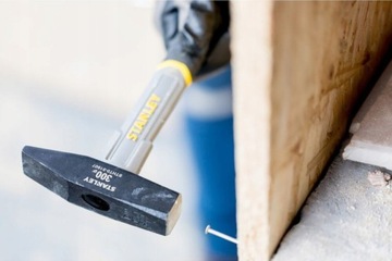 STANLEY STHT0-51907 Młot ślusarski fiberglass 300g