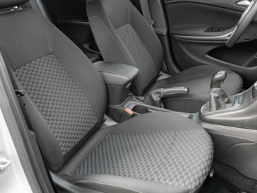 Opel Astra K Sportstourer Facelifting 1.2 Turbo 130KM 2021 Opel Astra GD248YV#1.2 T Edition 2 stref klima, zdjęcie 26