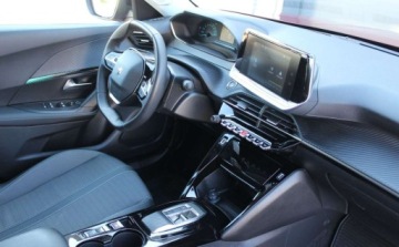 Peugeot 2008 II e-SUV Elektryczny 50kWh 136KM 2022 Peugeot 2008 e-2008 Allure 2022 fV23 Elektryczny 136KM, zdjęcie 12