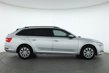 Skoda Superb III Kombi 2.0 TDI 150KM 2017 Skoda Superb 2.0 TDI, Salon Polska, Serwis ASO, zdjęcie 5