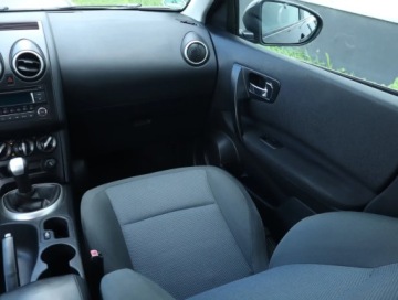 Nissan Qashqai I Crossover Facelifting  1.6 117KM 2013 Nissan Qashqai 1.6, Klima, Tempomat, zdjęcie 7