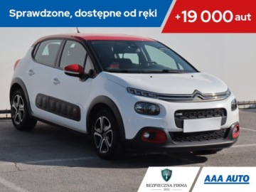Citroen C3 III Hatchback 1.2 PureTech 82KM 2017 Citroen C3 1.2 PureTech, Salon Polska, Klima