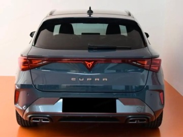 Cupra Leon II Sportstourer Facelifting 1.5 eTSI MHEV 150KM 2025 CUPRA Leon 1.5 eTSI mHEV DSG Combi 150KM 2025, zdjęcie 3