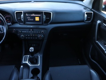 Kia Sportage IV SUV 2.0 CRDi 136KM 2017 Kia Sportage 2.0 CRDi, Salon Polska, Serwis ASO, zdjęcie 7