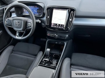 Volvo XC40 Crossover Facelifting 2.0 B4 197KM 2025 Volvo XC 40 FV23% SalonPL B4B Plus Black Edition W, zdjęcie 12