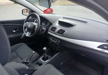 Renault Megane III Hatchback 1.6 16v 110KM 2008 Renault Megane Zarejestrowany - ubezpieczony - benzyna 1.6 Benzyna 110KM, zdjęcie 13