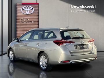 Toyota Auris II Touring Sports Facelifting 1.8 Hybrid 136KM 2017 Toyota Auris Hybrid 135 Premium II (2012-) Hybrid, zdjęcie 1