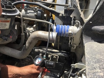 КОМПЛЕКТ ДЛЯ ПРОВЕРКИ СИСТЕМЫ ВПУСКА ТУРБОКОМПЕНСАТОРА НА УТЕЧКИ