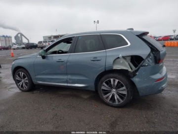 Volvo XC60 II 2023 Volvo XC 60 B5 PLUS BRIGHT THEME, 2023, 4x4, 247KM z ubezpieczalni. 2.0, zdjęcie 5