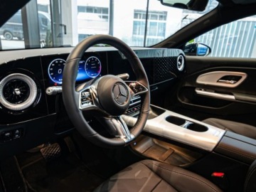 Mercedes CLA C118/X118 2025 MERCEDES-BENZ CLA 180 Progressive Sedan 1.5 (136KM) 2025, zdjęcie 5