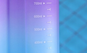 Спортивная бутылка для воды емкостью 1300 мл.