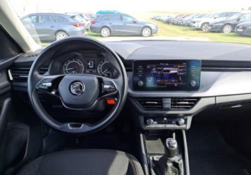 Skoda Kamiq Crossover 1.0 TSI 110KM 2022 Skoda Kamiq Skoda Kamiq Ambition 1.0 TSI 110 KM Czujniki LED Clima, zdjęcie 8