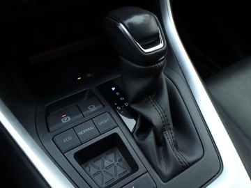 Toyota RAV4 V SUV 2.5 Hybrid Dynamic Force 218KM 2021 Toyota RAV 4 2.5 Hybrid, Salon Polska, Serwis ASO, zdjęcie 14