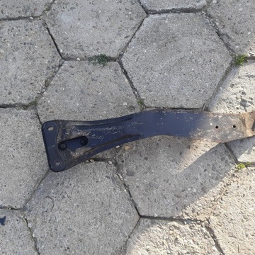 NOSNÍK ZAVĚŠENÍ PODÉLNA SEDICI SX4 1.9 4X4