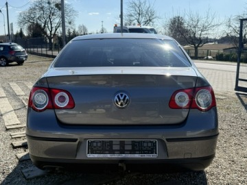Volkswagen Passat B6 Sedan 1.9 TDI 105KM 2006 Volkswagen Passat *1.9 TDI*navi*alu*z Niemiec*, zdjęcie 14