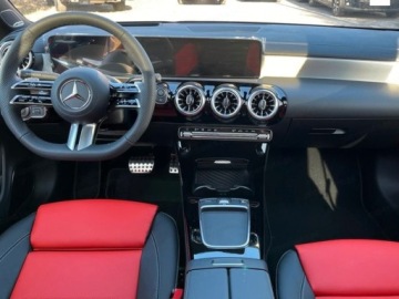 Mercedes CLA C118/X118 Coupe Facelifting 2.0 220d 190KM 2025 MERCEDES-BENZ CLA 220 d AMG Line Sedan 2.0 (190KM) 2025, zdjęcie 6