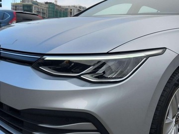 Volkswagen Golf VIII Variant 1.5 TSI 130KM 2022 Volkswagen Golf 1.5TSI 130KM Life SalonPL SerwisASO Acc Led Virtual KessyG, zdjęcie 29