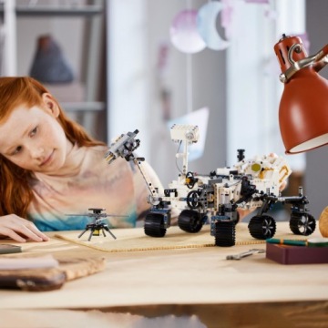 LEGO TECHNIC NASA Марсоход Perseverance 42158