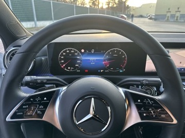 Mercedes Klasa A W177/V177 Hatchback Facelifting 1.3 200 163KM 2024 Mercedes-Benz A 200, zdjęcie 15