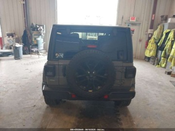 Jeep Wrangler IV 2021 Jeep Wrangler 4XE Unlimited Sahara 2021 2.0l 2.0 Hybryda 270KM, zdjęcie 4