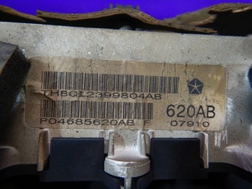 DODGE CARAVAN 95-00 3,3 PŘÍSTROJOVÁ DESKA P04685620AB