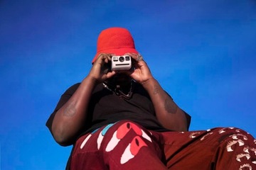 Камера POLAROID GO INSTANT / ЧЕРНЫЙ