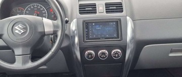 Suzuki SX4 I Hatchback 1.6 i 16V VVT 107KM 2006 Suzuki SX4 Suzuki SX4 1.6 VVT 4x2 Comfort 1.6 Benzyna 107KM, zdjęcie 13