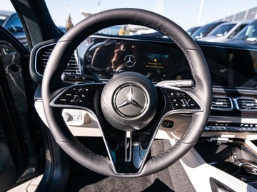 Mercedes GLE V167 SUV Facelifting 3.0 450d 367KM 2025 MERCEDES-BENZ GLE 450 d 4-Matic AMG Line 3.0 (367KM) 2025, zdjęcie 10