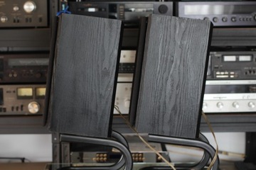 Громкоговорители T+A Triton R 90, стойки