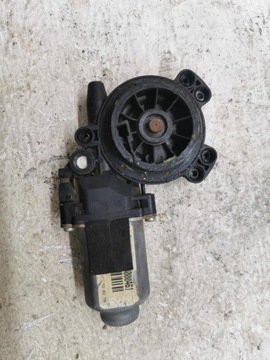 MOTOREK OKNO LEVÝ ZADNÍ RENAULT CLIO III 05-12 EU