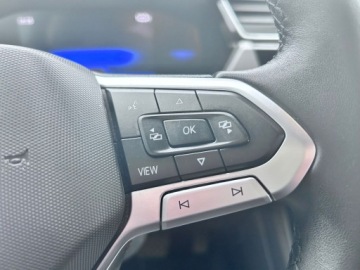 Volkswagen Touran III 1.5 TSI EVO 150KM 2024 Volkswagen Touran Special Edition 1.5 TSI EVO 150, zdjęcie 16