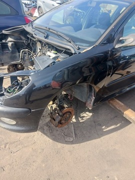 BLATNÍK LEVÝ PŘEDNÍ PEUGEOT 206 2001 ROK ČERNÁ