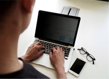 ПРИВАТИЗАЦИЯ НАКЛАДКИ ДЛЯ ЭКРАНА НОУТБУКА 23 ДЮЙМА