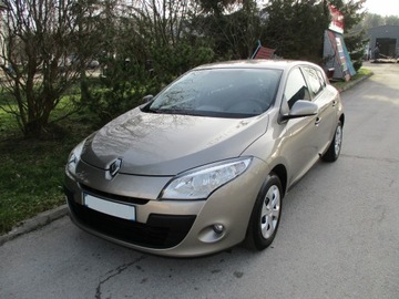 Renault Megane III Hatchback 1.5 dCi 85KM 2009 RENAULT MEGANE III 1.5 dCi sprowadzony 5 drzwi Ładny, zdjęcie 7