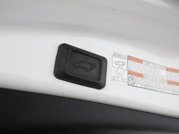 Toyota RAV4 IV MPV Facelifting 2.5 Hybrid 197KM 2017 Toyota RAV-4 HEV klima auto kamera i czujniki, zdjęcie 36