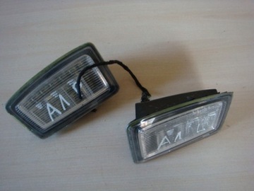 AUDI A1 8X OSVĚTLENÍ KRYT LEVÉ PRAVÉ LAMPA