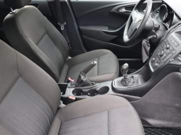 Opel Astra J Hatchback 5d 1.4 Twinport ECOTEC 100KM 2010 Opel Astra 1.4 16V, GAZ, Klima, Parktronic, zdjęcie 8