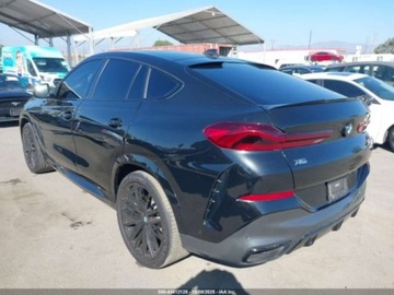 BMW X6 G06 2021 BMW X6 M50I 2021 4.4l 4.4 Benzyna 523KM, zdjęcie 3