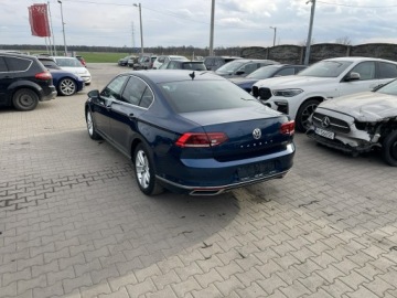 Volkswagen Passat B8 Limousine Facelifting 2.0 TDI 240KM 2020 Volkswagen Passat Highline Automat Podgrzewanie, zdjęcie 3